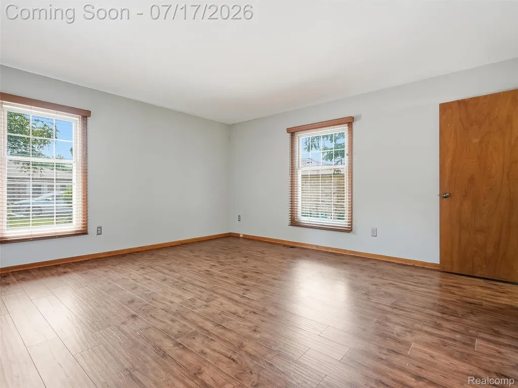 49139 Conway Court Shelby Charter Township MI 48315