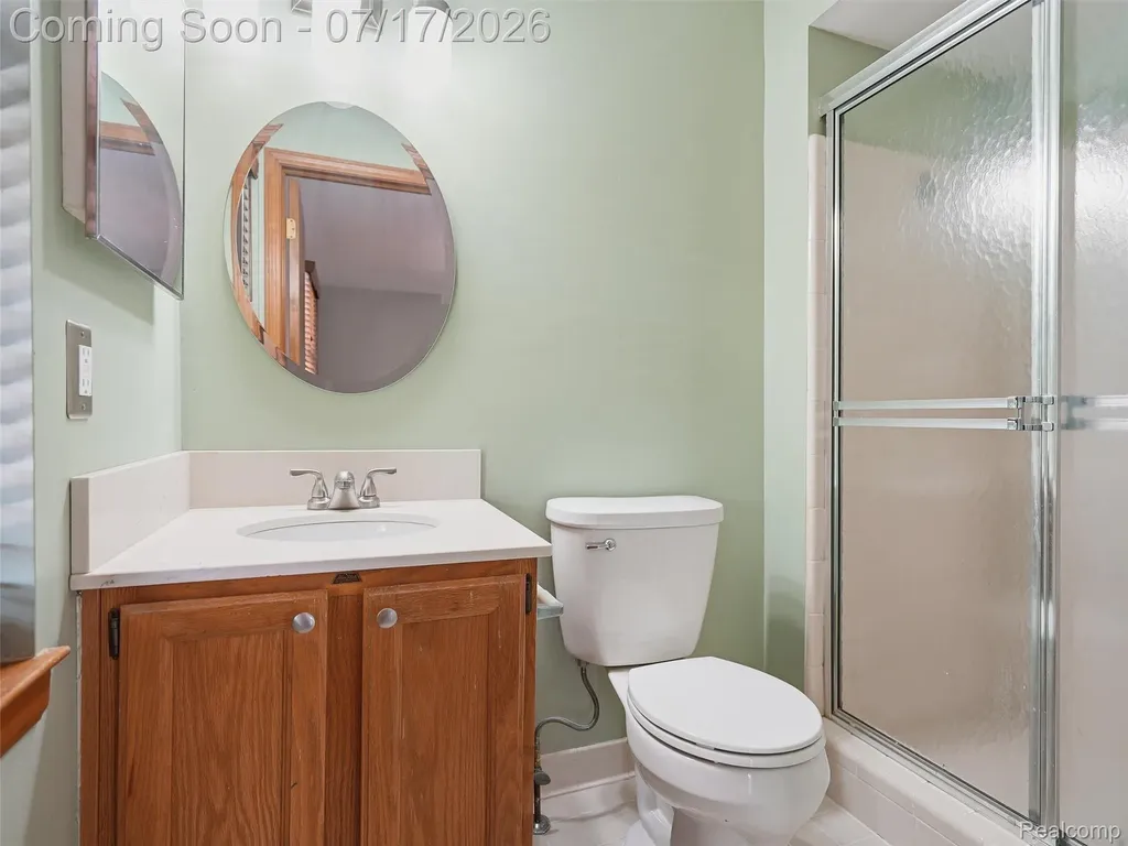 49139 Conway Court Shelby Charter Township MI 48315