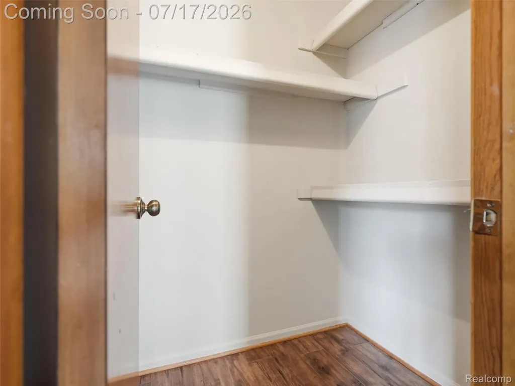 49139 Conway Court Shelby Charter Township MI 48315