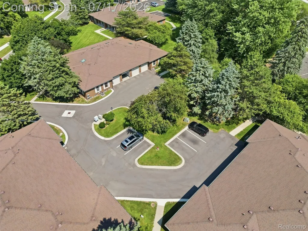 49139 Conway Court Shelby Charter Township MI 48315