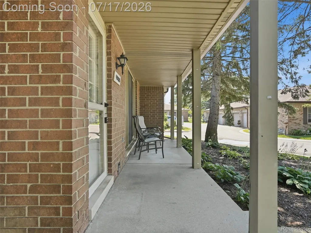 49139 Conway Court Shelby Charter Township MI 48315