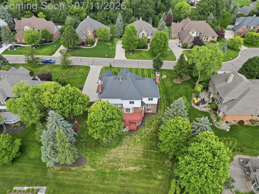 1797 Blue Grass Drive Rochester Hills City MI 48306