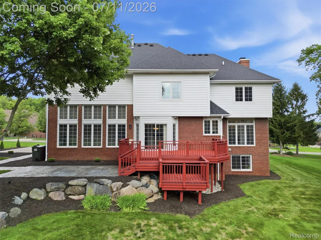 1797 Blue Grass Drive Rochester Hills City MI 48306