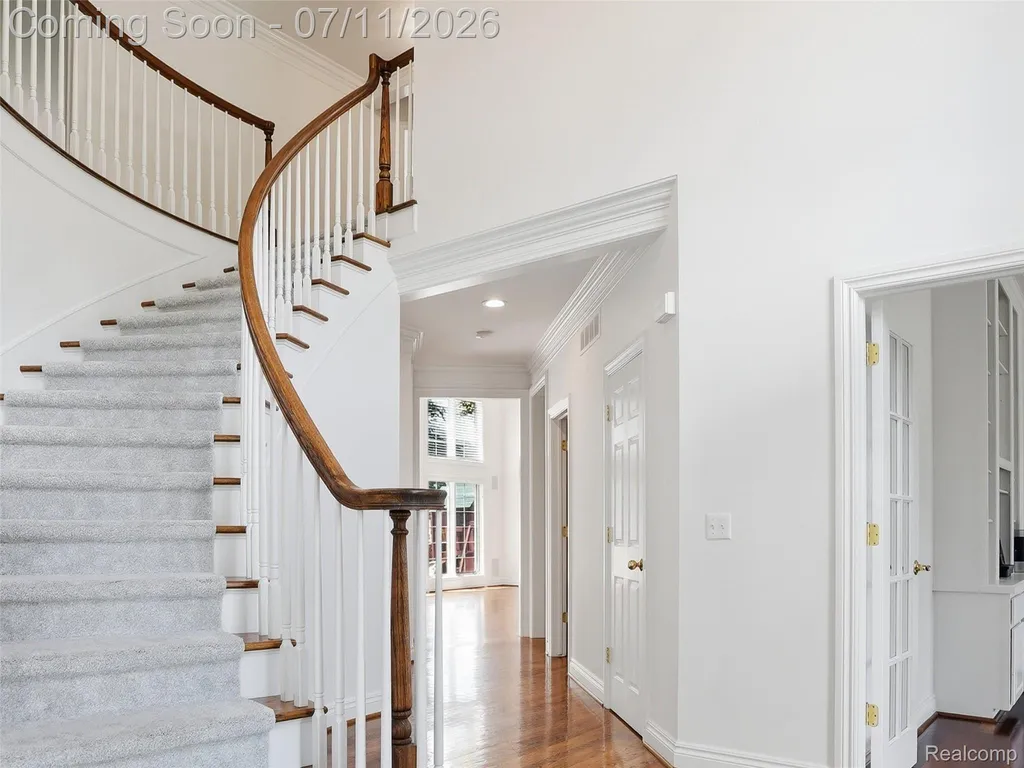 1797 Blue Grass Drive Rochester Hills City MI 48306