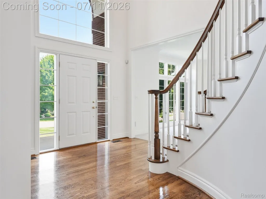 1797 Blue Grass Drive Rochester Hills City MI 48306