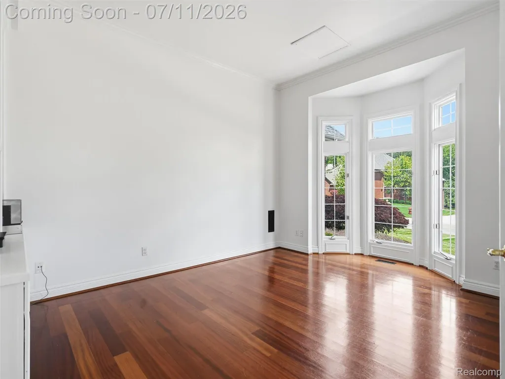 1797 Blue Grass Drive Rochester Hills City MI 48306