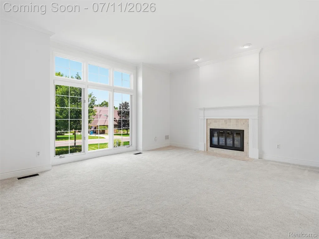 1797 Blue Grass Drive Rochester Hills City MI 48306