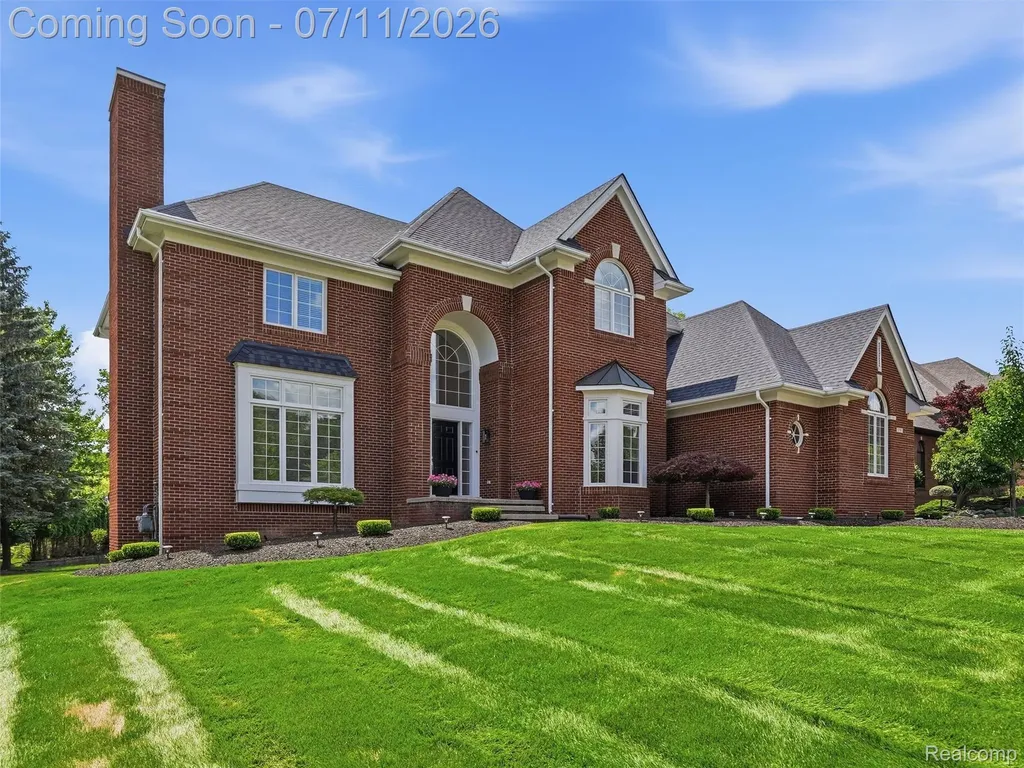 1797 Blue Grass Drive Rochester Hills City MI 48306