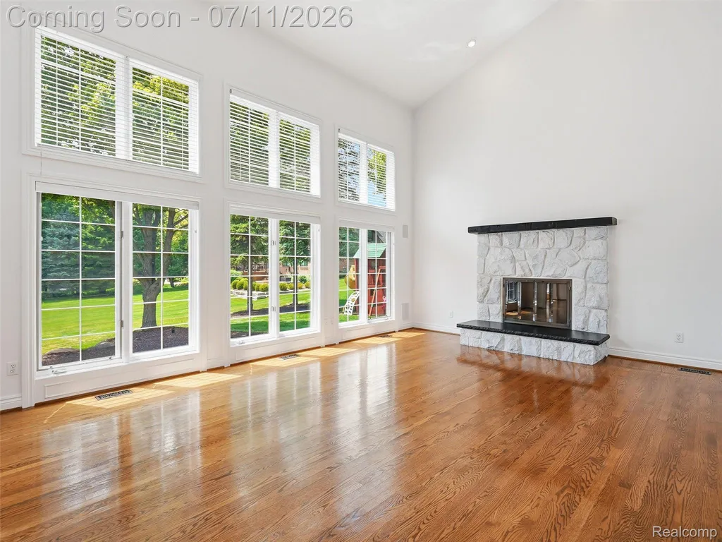 1797 Blue Grass Drive Rochester Hills City MI 48306
