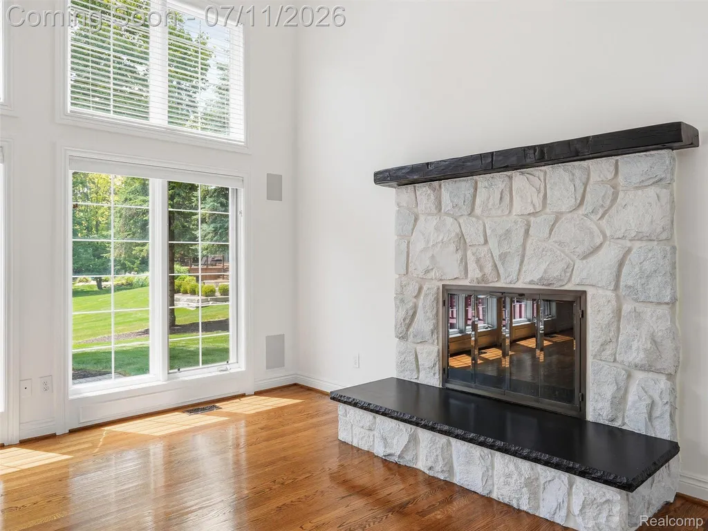 1797 Blue Grass Drive Rochester Hills City MI 48306