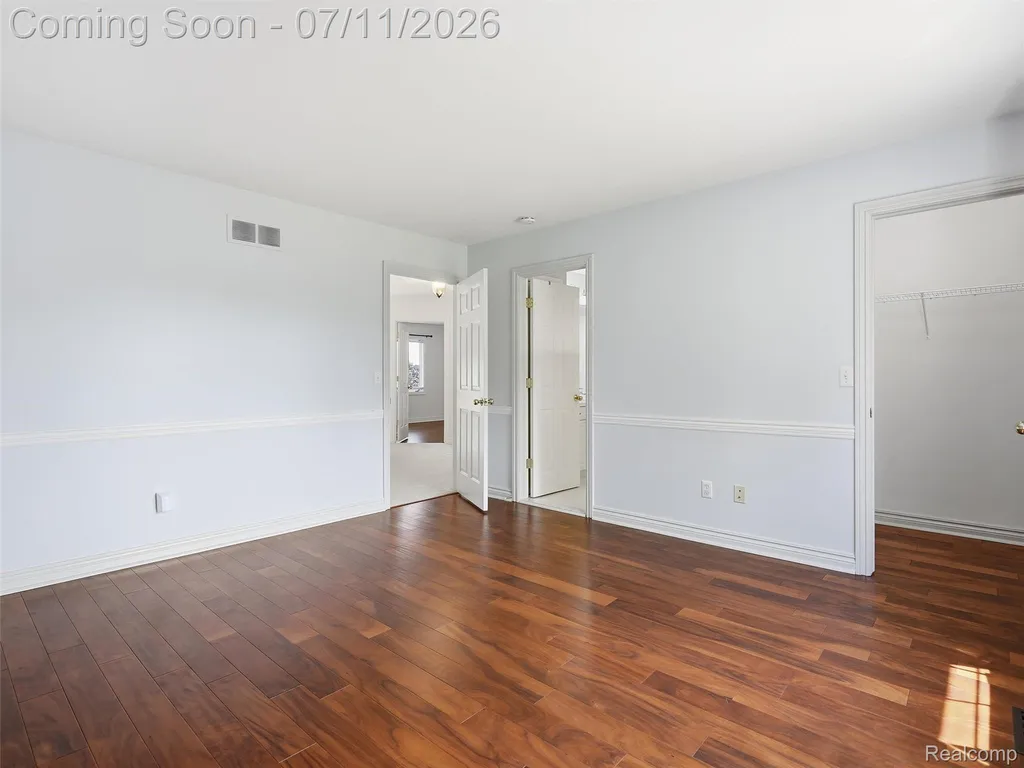 1797 Blue Grass Drive Rochester Hills City MI 48306
