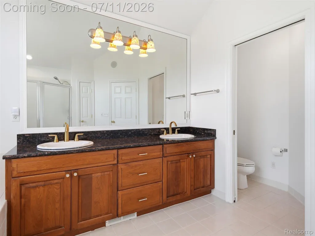 1797 Blue Grass Drive Rochester Hills City MI 48306