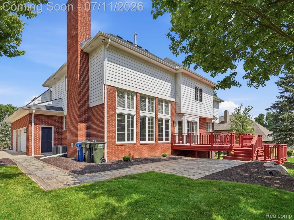 1797 Blue Grass Drive Rochester Hills City MI 48306
