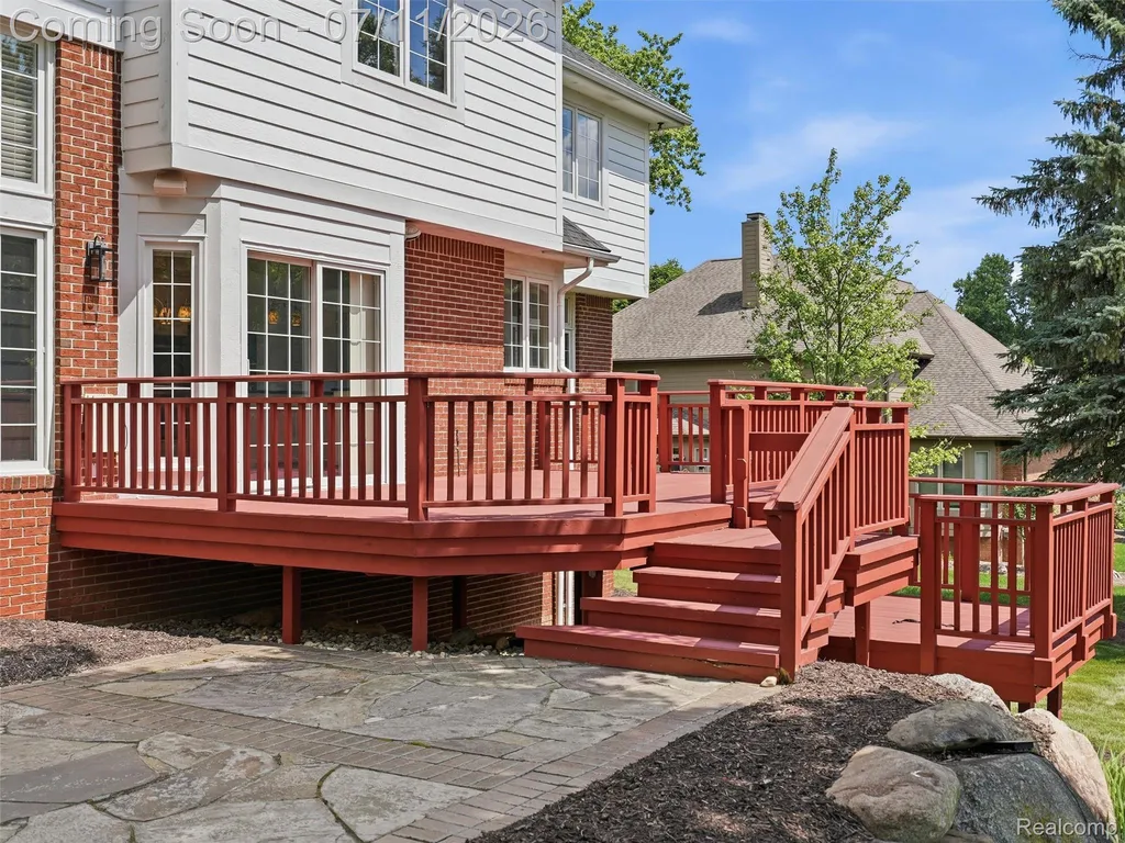 1797 Blue Grass Drive Rochester Hills City MI 48306