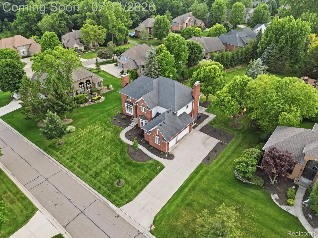 1797 Blue Grass Drive Rochester Hills City MI 48306