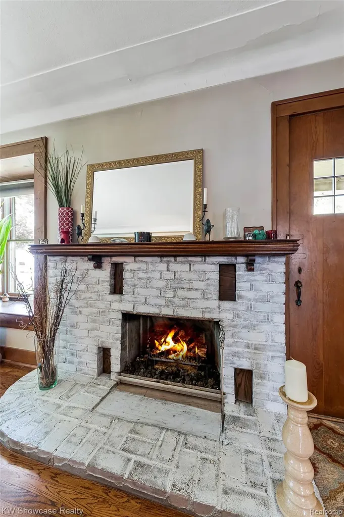 3980 Spencer Terrace West Bloomfield Charter Township MI 48323