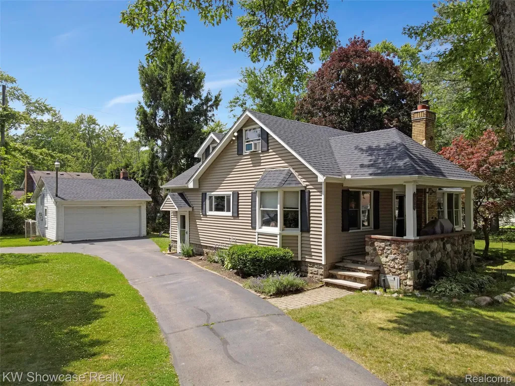 3980 Spencer Terrace West Bloomfield Charter Township MI 48323