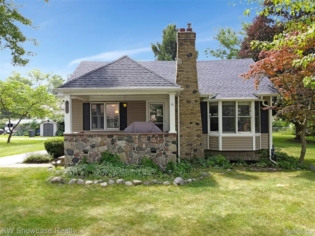 3980 Spencer Terrace West Bloomfield Charter Township MI 48323