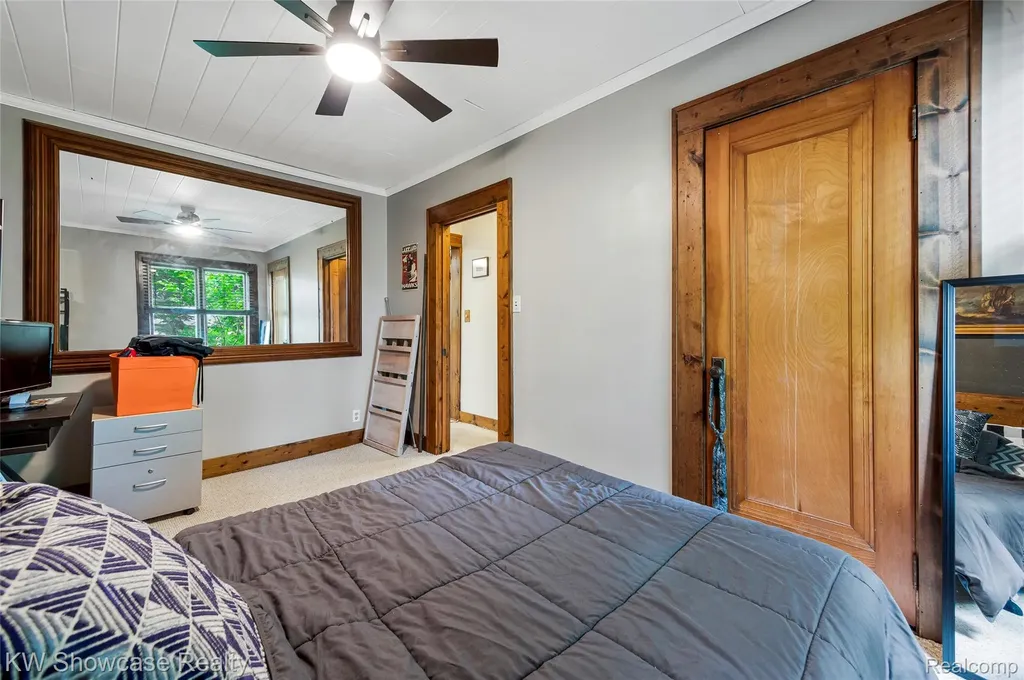 3980 Spencer Terrace West Bloomfield Charter Township MI 48323