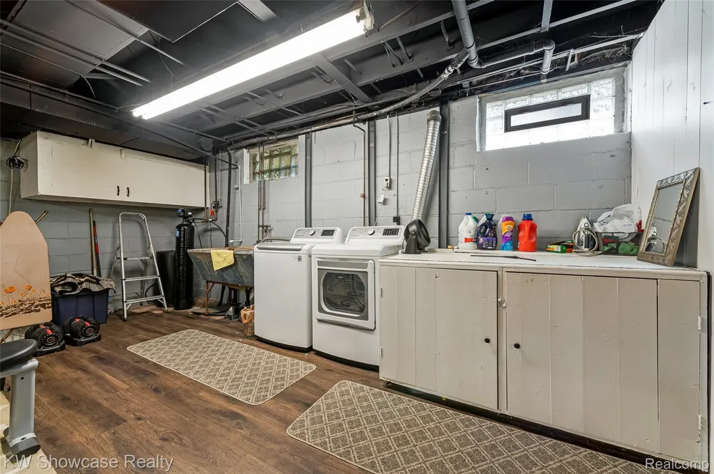 3980 Spencer Terrace West Bloomfield Charter Township MI 48323