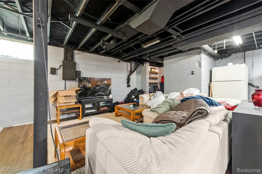 3980 Spencer Terrace West Bloomfield Charter Township MI 48323