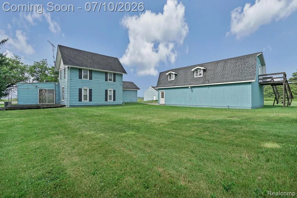 261 Fitz Road Wales Township MI 48027