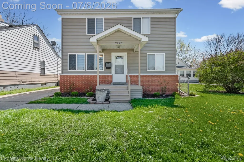 7220 Dodge Avenue Warren City MI 48091