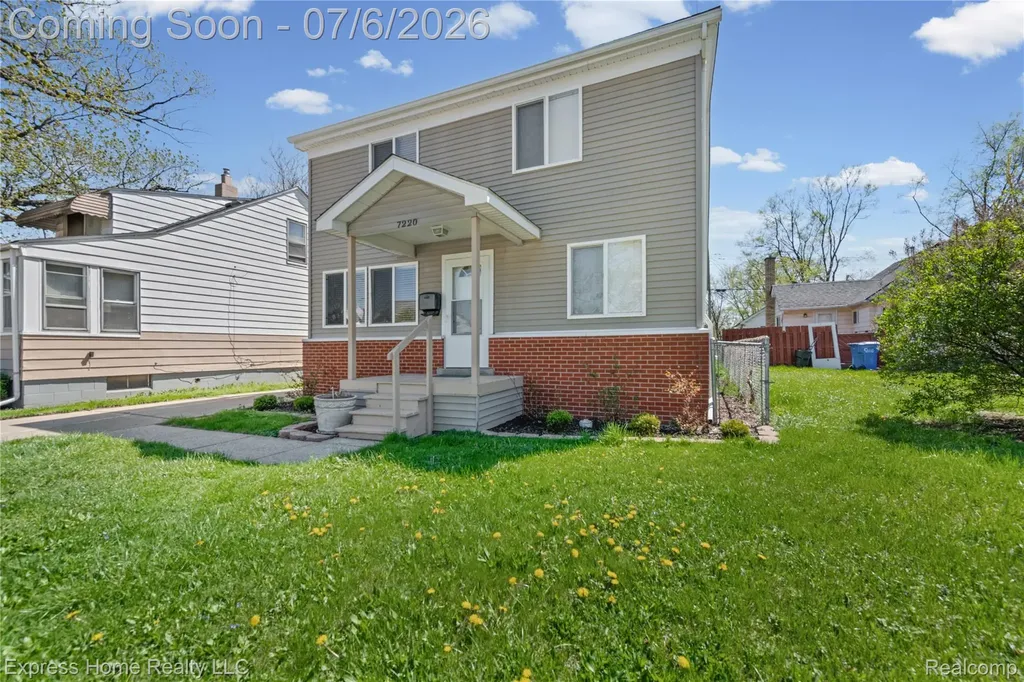 7220 Dodge Avenue Warren City MI 48091