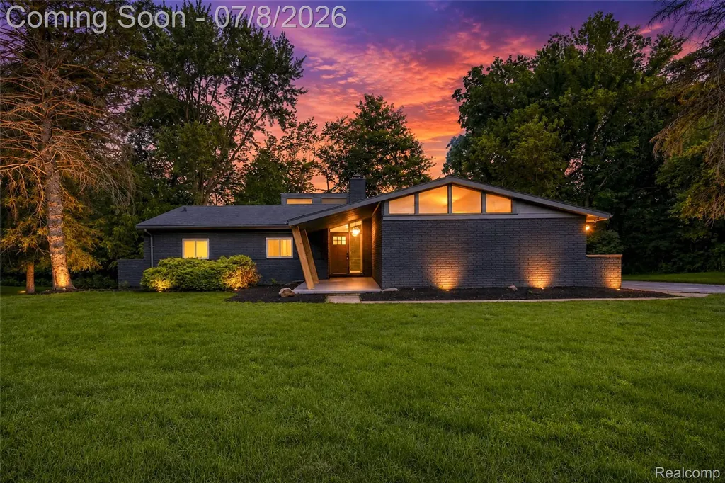 4469 Chamberlain Drive Bloomfield Hills City MI 48301
