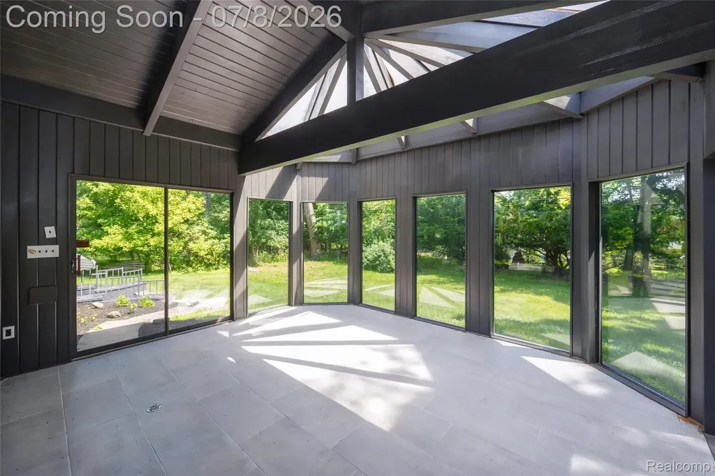 4469 Chamberlain Drive Bloomfield Hills City MI 48301