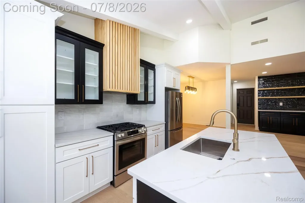 4469 Chamberlain Drive Bloomfield Hills City MI 48301