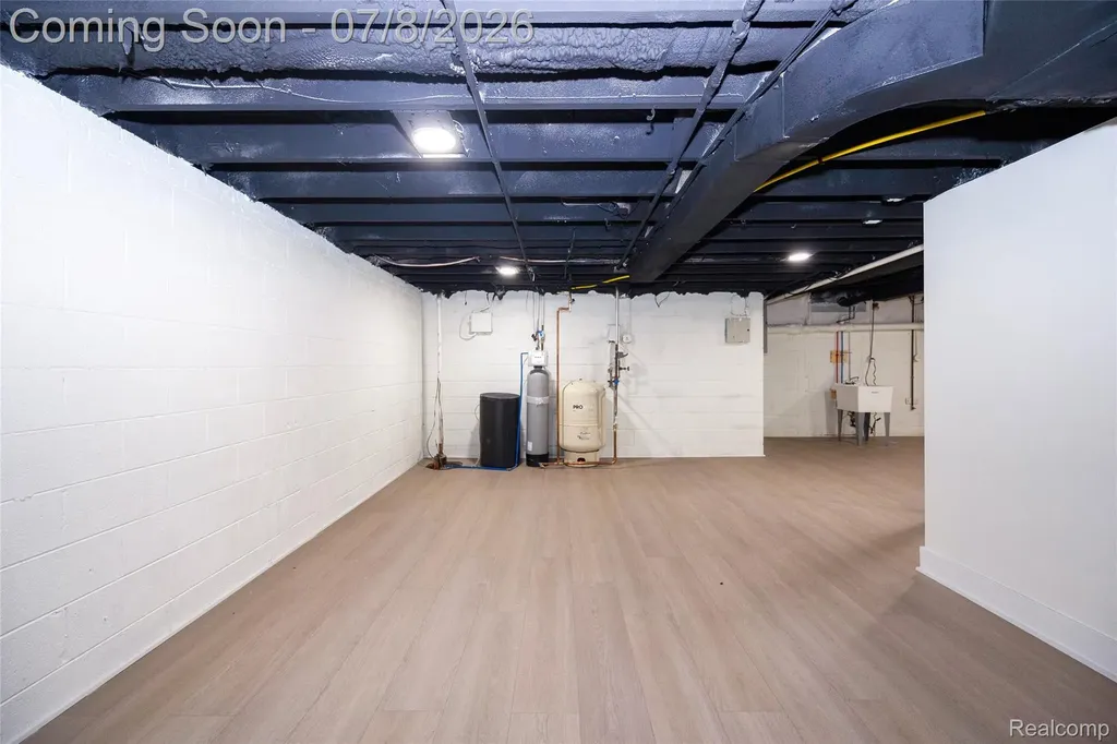 4469 Chamberlain Drive Bloomfield Hills City MI 48301
