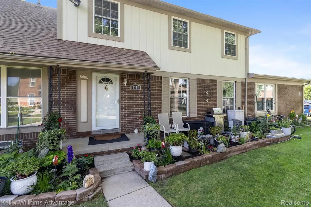 8948 Shawn Drive Sterling Heights City MI 48312