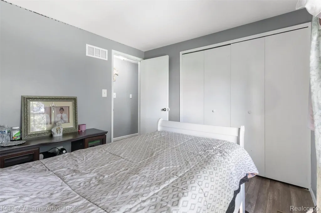 8948 Shawn Drive Sterling Heights City MI 48312