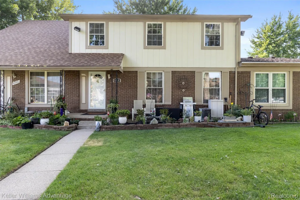 8948 Shawn Drive Sterling Heights City MI 48312