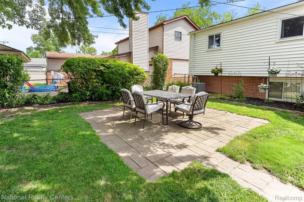 1361 Langley Boulevard Clawson City MI 48017