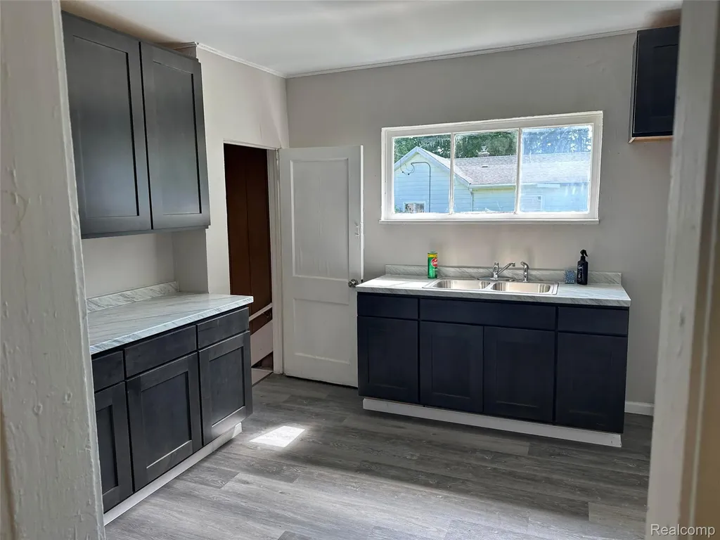 826 E Mount Morris Street Mt. Morris City MI 48458