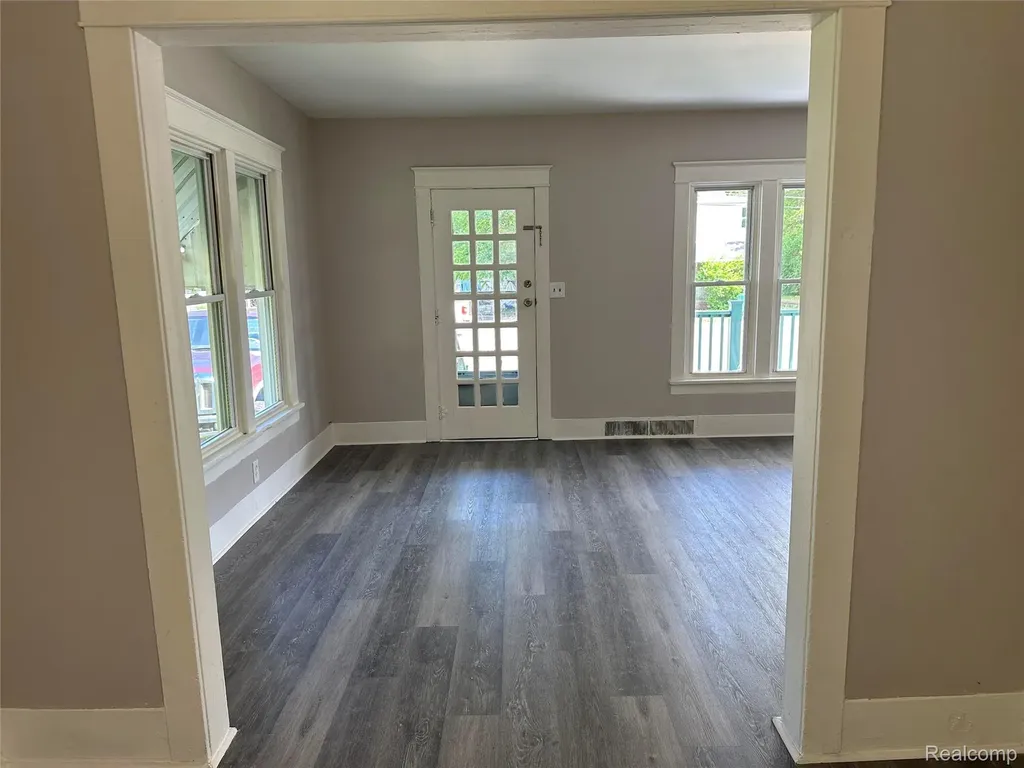 826 E Mount Morris Street Mt. Morris City MI 48458