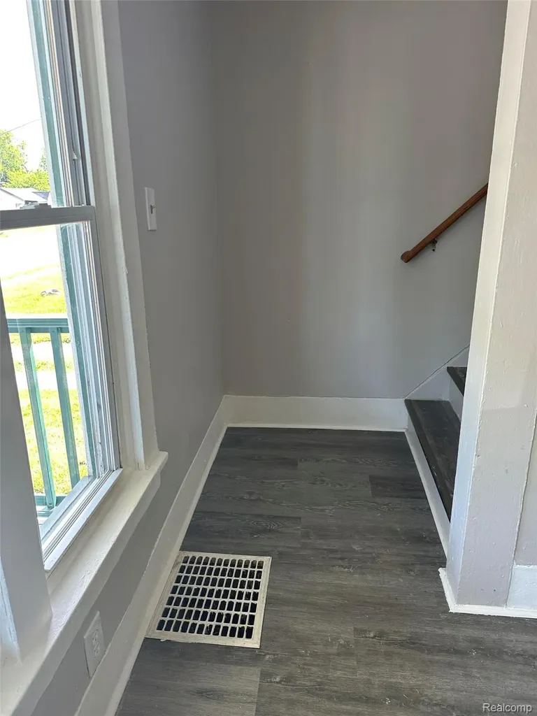 826 E Mount Morris Street Mt. Morris City MI 48458