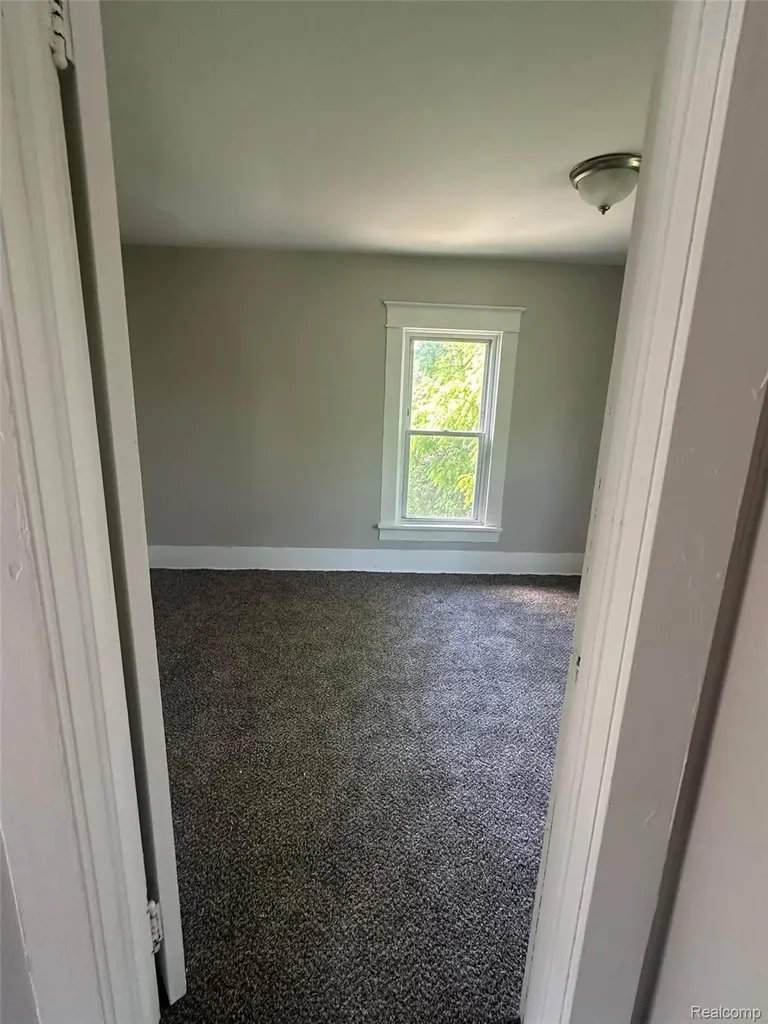 826 E Mount Morris Street Mt. Morris City MI 48458