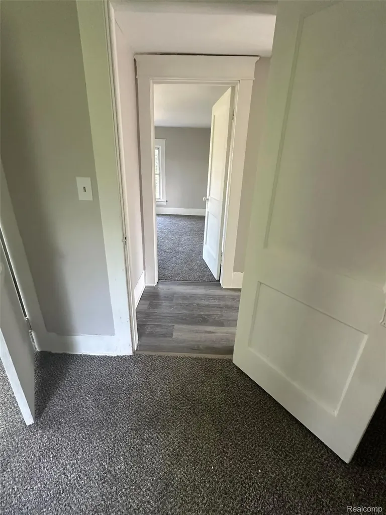 826 E Mount Morris Street Mt. Morris City MI 48458