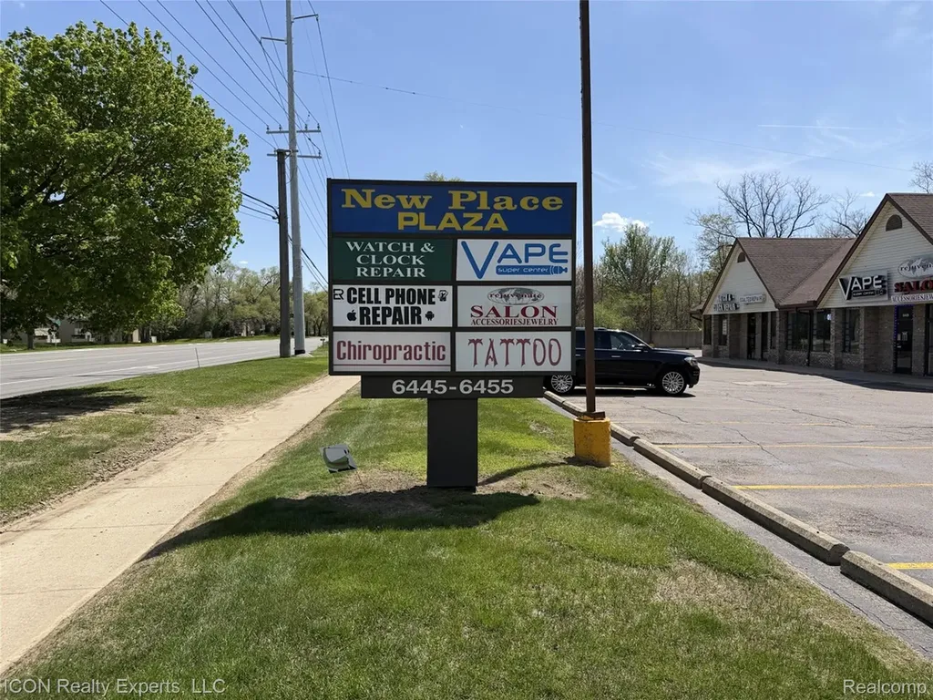6451 Rochester Road Oakland Charter Township MI 48085