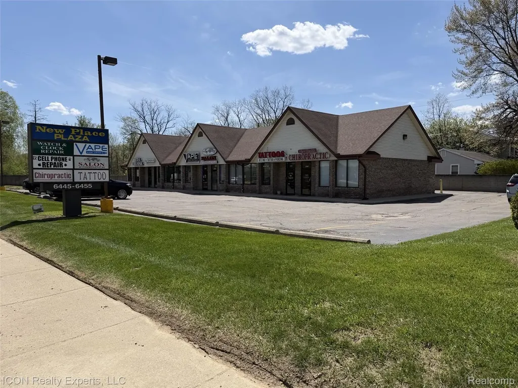 6451 Rochester Road Oakland Charter Township MI 48085