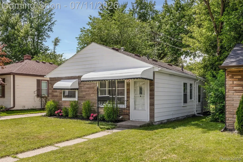 2147 E Almont Street Ferndale City MI 48220