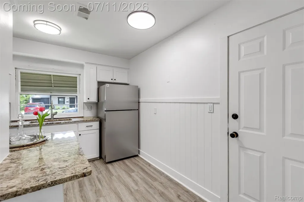 2147 E Almont Street Ferndale City MI 48220