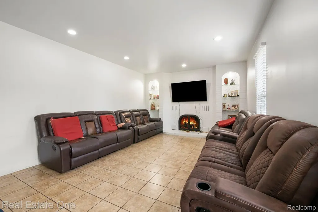 5510 Greenbriar Drive West Bloomfield Charter Township MI 48322