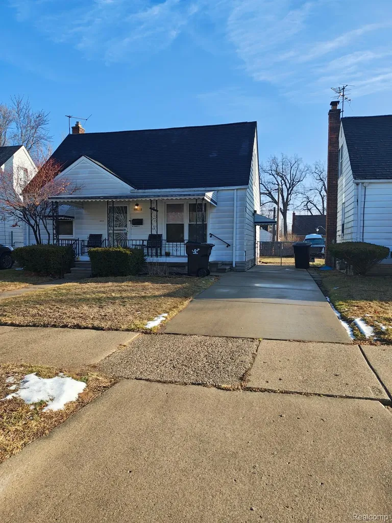 19510 Dresden Street Detroit City MI 48205