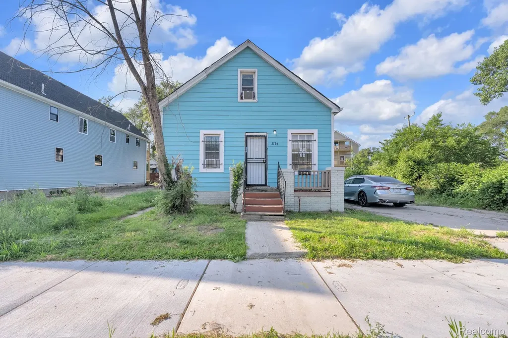 2124 Halleck Street Detroit City MI 48212