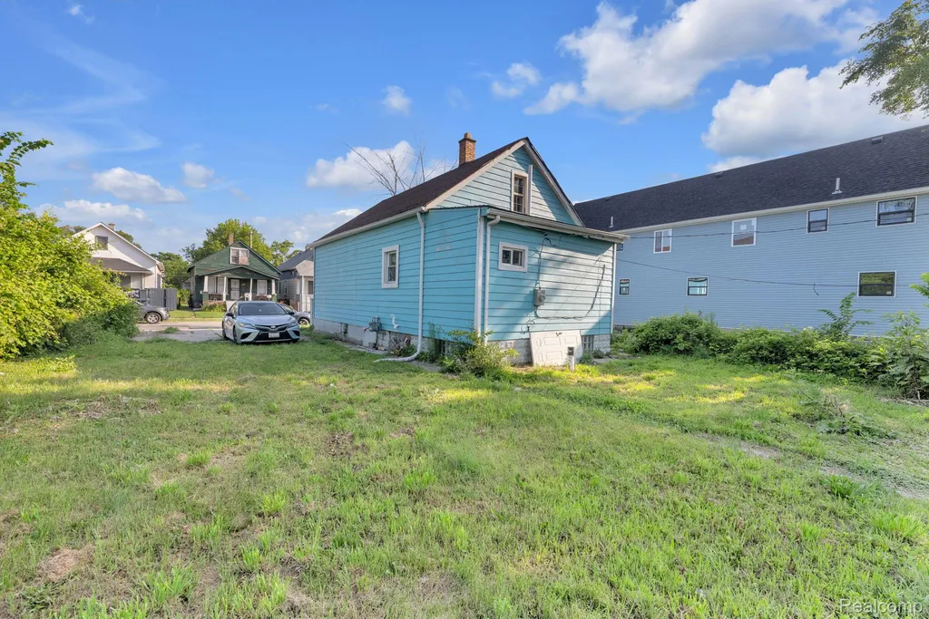 2124 Halleck Street Detroit City MI 48212