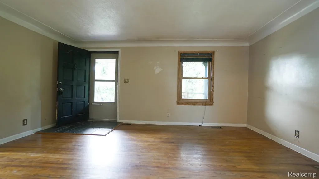 43981 S Interstate 94 Service Drive Van Buren Charter Township MI 48111